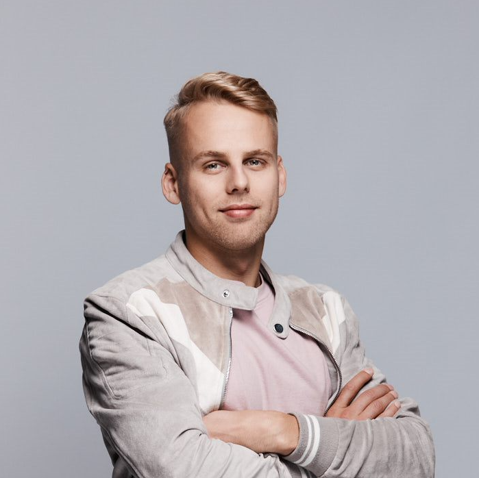 Portrait of the maker behind Untwyn